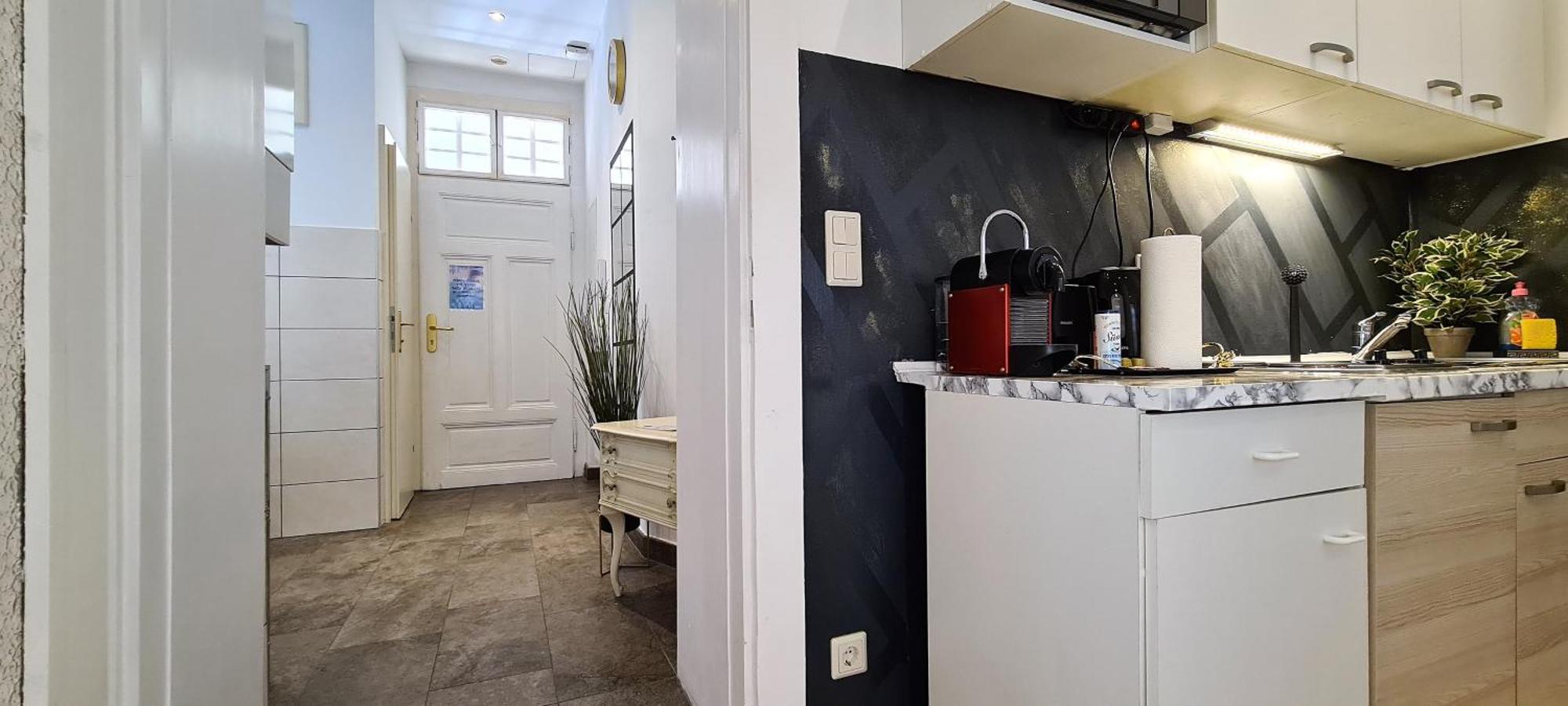 Apartment Comfortable Near Subway - Märzstraße